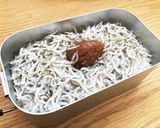 メスティンでしらすと梅干しの炊き込みご飯作り方4写真