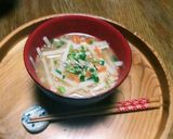 松山あげと大根と人参の味噌汁(^q^)☺作り方9写真