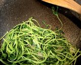 超簡単〜豆苗ゴマ油炒め作り方4写真