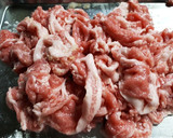 白菜と豚薄切り肉キノコのとろ～り味噌旨煮作り方1写真