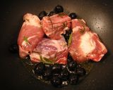 スペアリブ煮込みローズマリーを添えて作り方3写真
