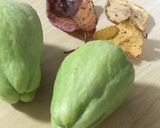 はやと瓜と油揚げの炒め物作り方1写真