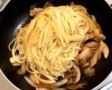 豚肉と玉ねぎの和風パスタ作り方4写真