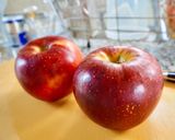 ピンク色のリンゴジャム作り方1写真