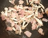 パスタ(牛乳ベーコンほうれん草きのこ類)作り方3写真