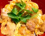 出汁で煮込む、半熟加減が美味しい親子丼☆作り方10写真