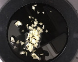 鯖缶で簡単☆鯖とキノコのアヒージョ作り方1写真