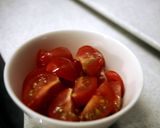 梅でさっぱり♪キャベツとトマトの梅肉和え作り方2写真