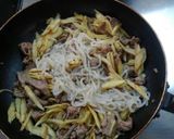 牛モモ肉とゴボウの炒め煮作り方5写真