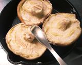 スキレットで☆わさびチーズしいたけ焼き作り方2写真
