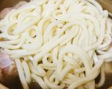目玉鍋●鶏むね肉と豆腐のうどんなべ作り方1写真