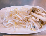 レンチンで簡単♪豚肉ともやしの蒸し物作り方1写真