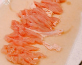 塩麹で柔らか、鶏胸肉の青椒肉絲風中華炒め作り方2写真