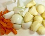 豚の角煮の煮汁で肉じゃが作り方1写真
