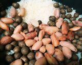 茅乃舎出汁でむかごと生落花生の炊き込ご飯作り方4写真