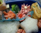 お弁当に❤魚肉ソーセージdeお花作り方5写真