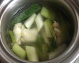 鶏皮でスープ作り方2写真