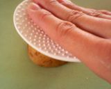 茹でたジャガイモの皮のむき方作り方1写真