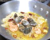 海老とアサリのトマトチーズパスタ♪ૢ作り方3写真