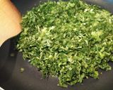 カブの葉の炒め物、ふりかけ、炒飯の具作り方2写真