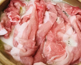 鍋の素活用●白菜＆豚肉の白湯ラーメン鍋作り方2写真