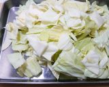 きゃべつとウインナーの炒め物作り方1写真