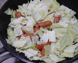 きゃべつとウインナーの炒め物作り方4写真