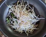 背徳感あり!コク旨バター焼きそば作り方1写真
