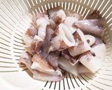 イカとじゃがいもの煮物作り方1写真