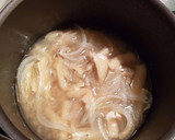 玉ねぎとワカメと油揚げの味噌汁作り方5写真