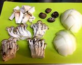 きのこ達&豚肩ロースブロック肉の柔らか煮作り方1写真