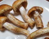 クリフウセンタケ、とろろ昆布の焼きキノコ作り方3写真