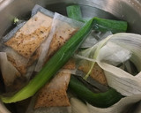 白ダシだけ。鶏と長芋と白菜のスープ作り方1写真