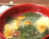 大好き♡なめことワカメの簡単味噌汁作り方4写真