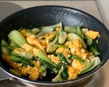 簡単な一品【青梗菜と卵の塩炒め】作り方7写真