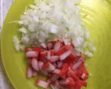 カニカマ&レタスでキャラ炒飯作り方1写真