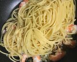 簡単　しらすのアヒージョパスタ作り方4写真
