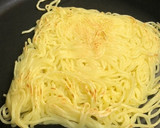 塩レモンでキャベツと桜エビの焼きそば作り方1写真