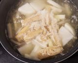 カブと油揚げの味噌汁作り方1写真
