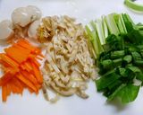 簡単!ホタテと根菜のマヨポン炒め作り方1写真