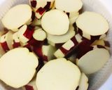 さつまいもの赤ワイン煮。作り方1写真