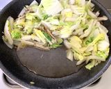 ご飯進むピリ旨＊白菜と舞茸の麻婆風炒め＊作り方8写真