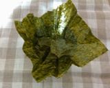 ぐい呑みで作る焼売型の納豆海苔手巻き包み作り方2写真