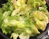 レタス鍋〜鶏ガラキムチ〜作り方1写真