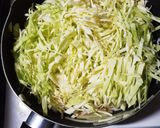 キャベじゃがハムの炒め物作り方8写真
