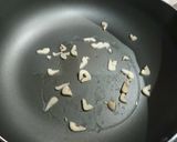 芋づると豚肉のニンニク醤油炒め！作り方5写真