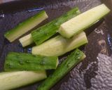 鶏皮と胡瓜の焼き鳥作り方1写真