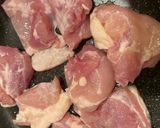 スープが美味しい！鳥もも肉の酒蒸し作り方1写真