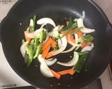野菜たっぷり！ソース焼きそば作り方4写真