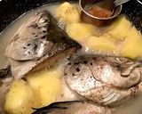 生鮭頭とじゃが芋の味噌煮作り方2写真